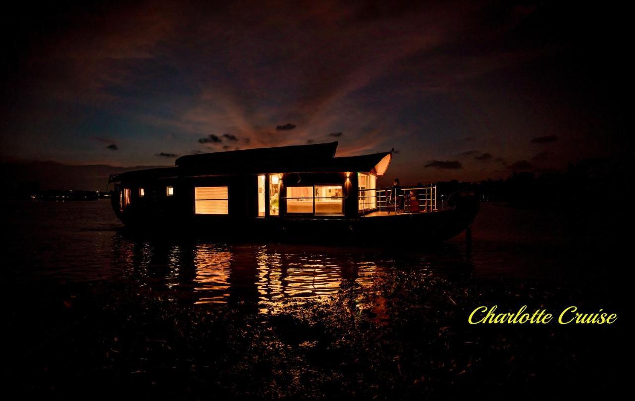 Charlotte Cruise House Boat Hotel Alappuzha Kültér fotó