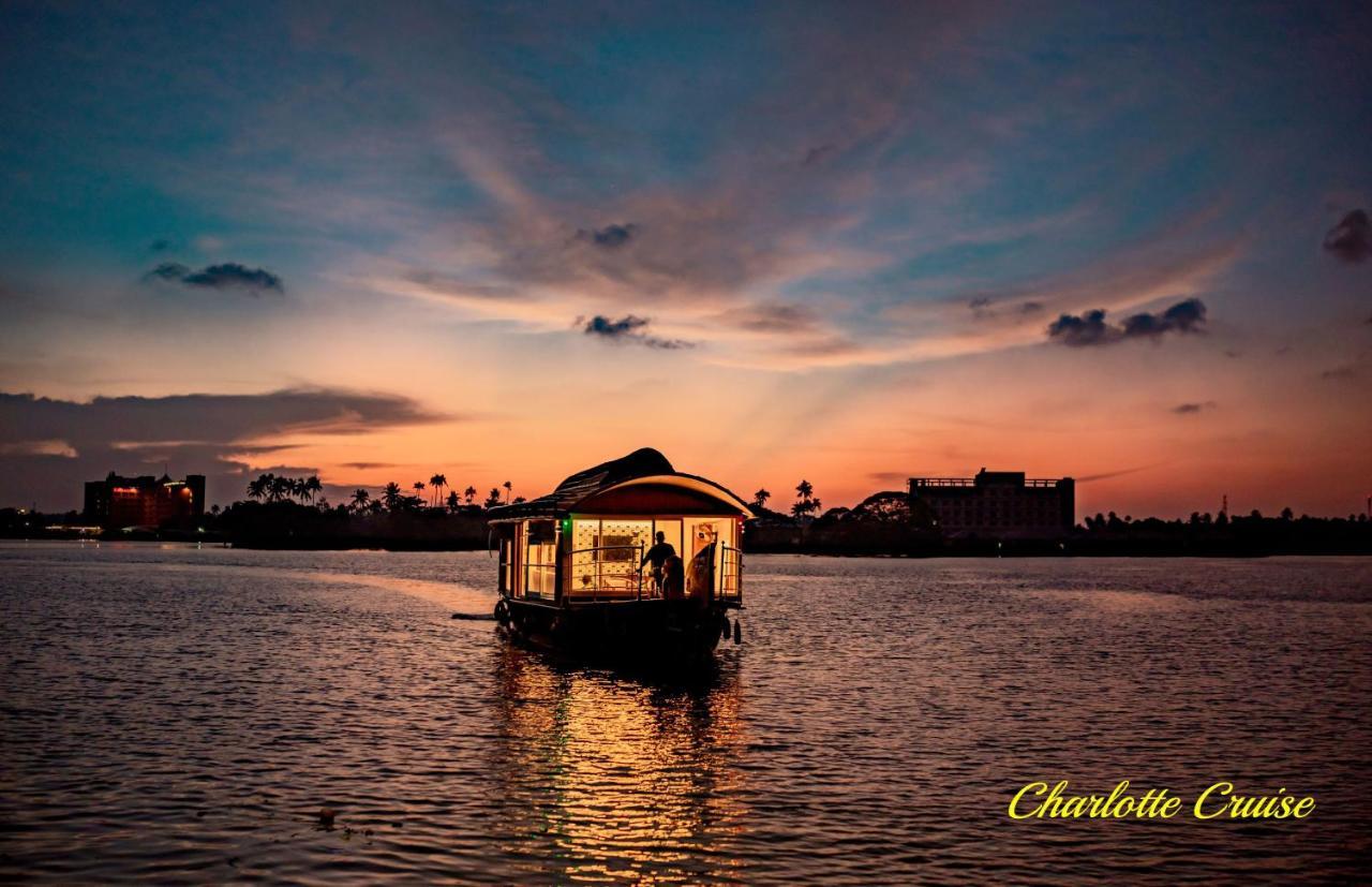 Charlotte Cruise House Boat Hotel Alappuzha Kültér fotó