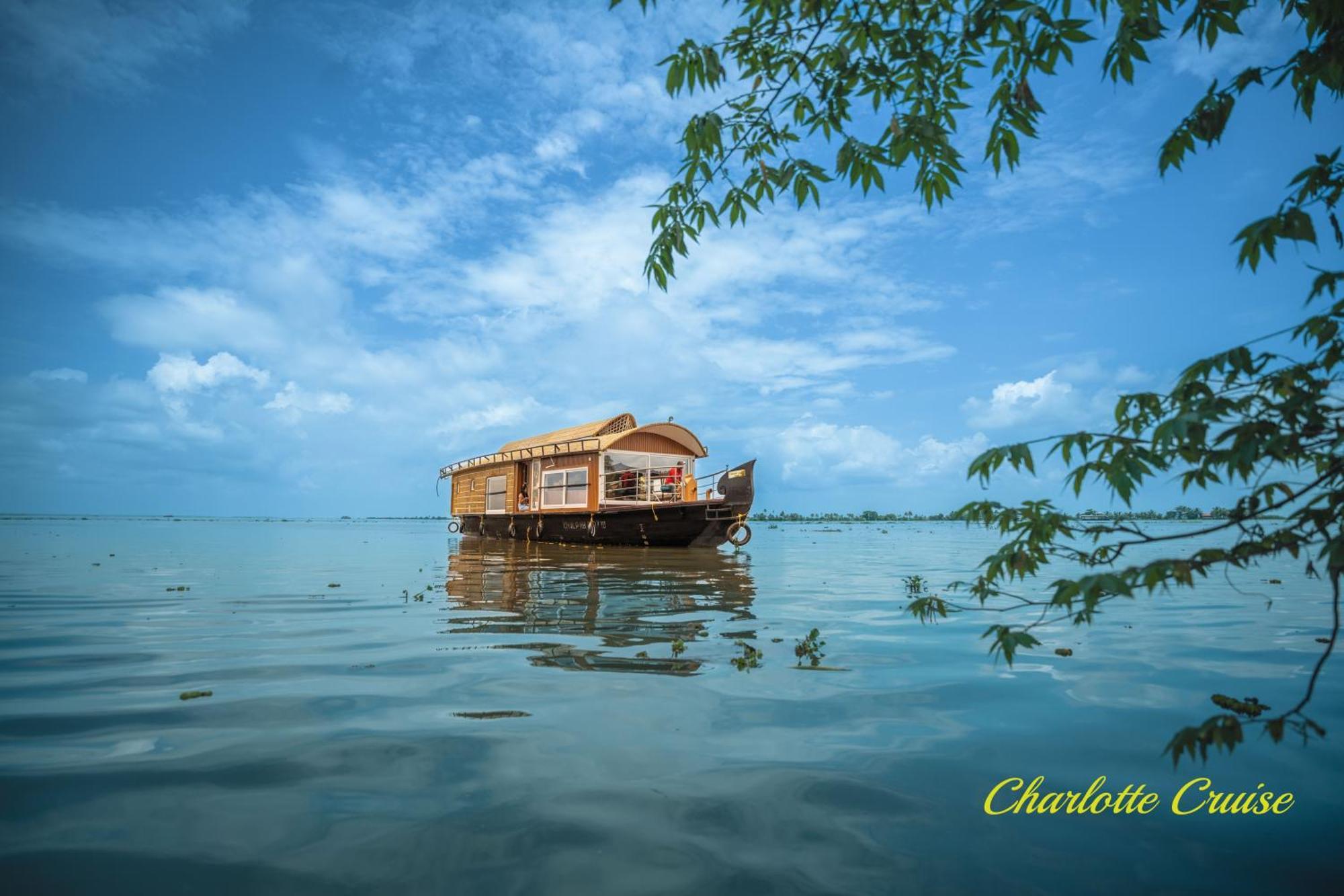Charlotte Cruise House Boat Hotel Alappuzha Kültér fotó