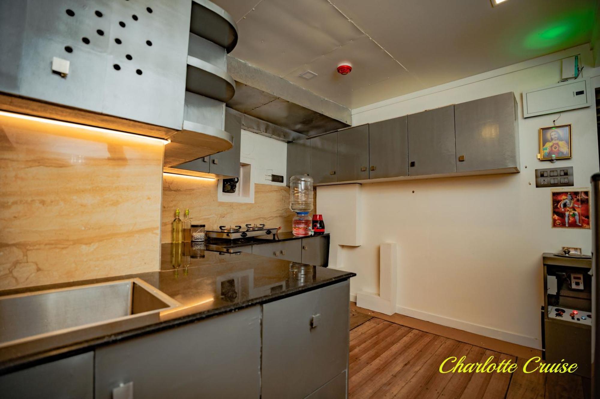 Charlotte Cruise House Boat Hotel Alappuzha Kültér fotó